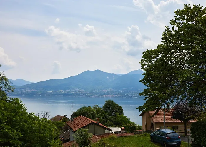 Di Paese - Splendida Vista Maggiore Villa Oggebbio